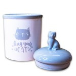 Купить КерамикАрт бокс керамический для хранения корма Hug your cat 1650мл, бело-серая КерамикАрт в Калиниграде с доставкой (фото 1)