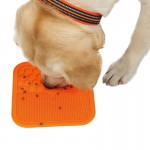 Купить M-PETS Лизательный коврик для домашних животных, размер S, 15x15x1 см, цвет оранжевый M-Pets в Калиниграде с доставкой (фото 3)